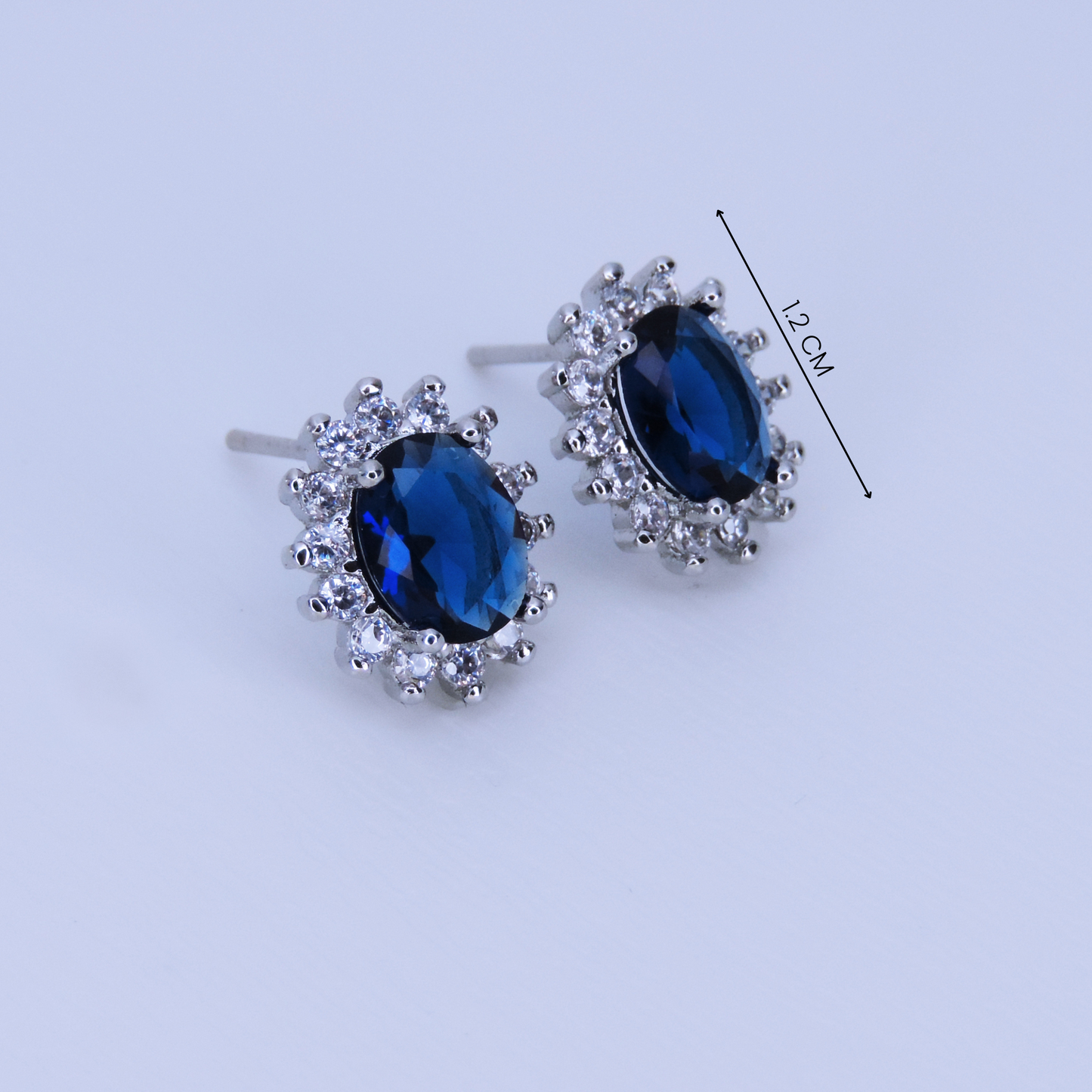 Aretes Elegantes Con Piedra Azul Zafiro