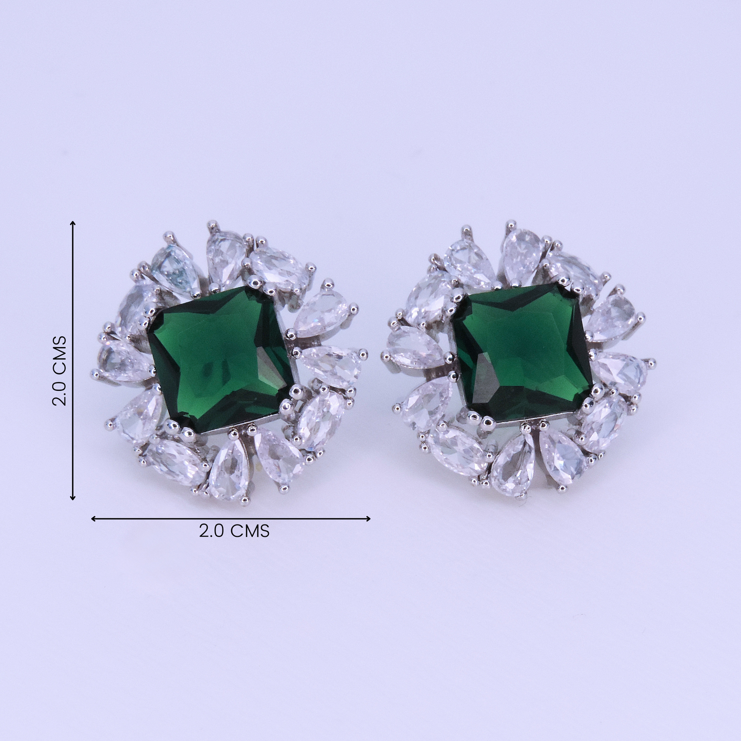 Aretes Elegantes Con Piedra Verde Esmeralda