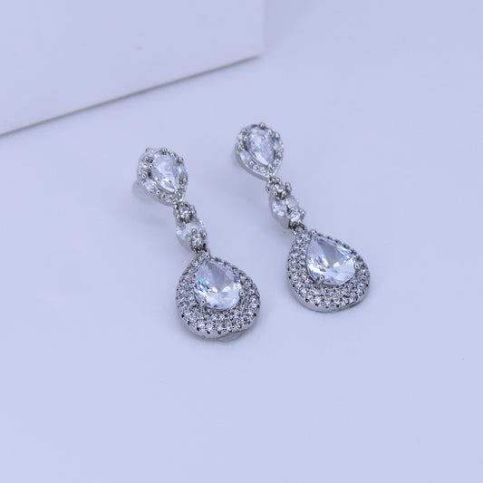 Aretes Colgantes Con Piedra De Gota Brillantes