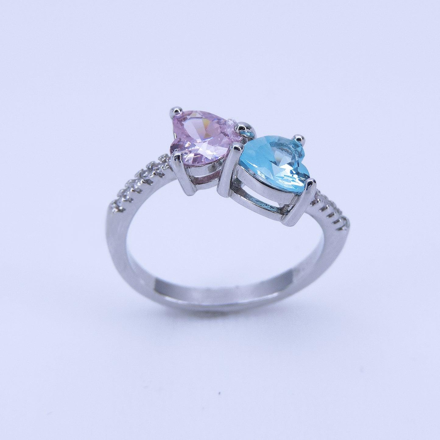 Anillo Elegante Clásico Con Piedras Rosa Y Azul